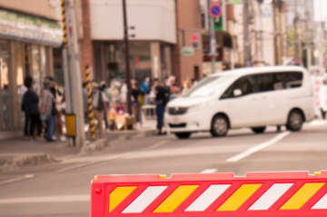 スリランカ国籍の男性 標識を無視して『通行禁止区域を走行』無免許も発覚しコメント殺到 話題に「無免許運転して捕まってもしようと思えば運転できるんだから、逮捕や罰金ってあんまり意味ないように感じる」「盗難車じゃないよね？」
