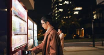 「キャッシュレス専用」の自動販売機が増えてきている？ 現金は本当に使えないのでしょうか？