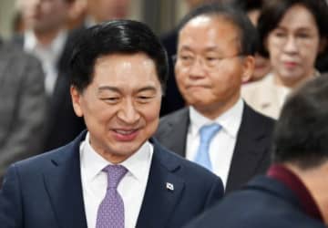 与党議員、李在明候補の「基本社会」構想を批判…「経済破綻シーズン2の始まり」＝韓国