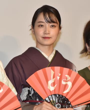 深川麻衣、艶やか着物姿で『ぶぶ漬けどうどす』舞台あいさつ　役とシンクロ「京都についての知識がほぼ同じぐらい」