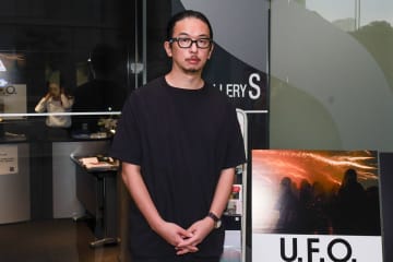 旅人として、その時感じたままを写してきた…写真家・佐藤健寿の軌跡を巡る写真展「U.F.O.」