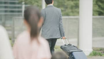 韓国人から日本人になった富裕層父、死去。ありあまる遺産を前に、3世の40代長男が直面。父が故郷に沈めた「衝撃事実」【国際司法書士が解説】