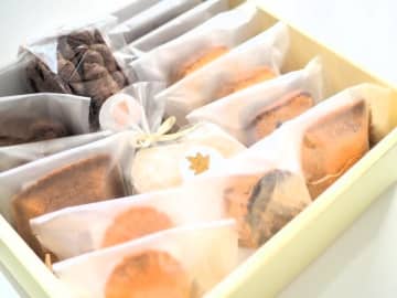 遠出のたびに「職場へのお土産」購入が億劫…それでも買うべき？ 悩む相談者に“人生の先輩”からのアドバイス続々