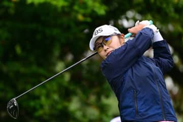 救急搬送から鮮やか復活、女子ゴルフ藤田さいきが暫定首位　ベストスコア「67」マークで急浮上
