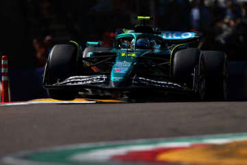 「なんて不運なんだ。何もかもうまくいかない」タイヤ交換後のVSC出動に嘆くアロンソ【F1第7戦無線レビュー（1）】