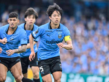 【川崎・佐々木旭が見せる特大級の進化。ピッチを攻守で圧倒できる理由とは(3)】「別人かのような幸大になってしまった」と語る高井幸大の変化も刺激に、「もっとやらなきゃいけない」と見据えるもの