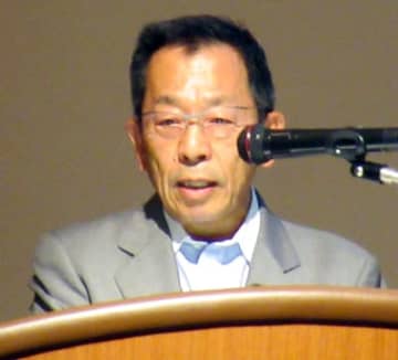 伊藤忠食品 共に歩み、未来を創る 「共感」の経営を推進 東京藤友会で岡本社長