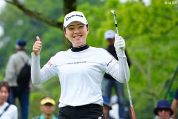 山内日菜子が「人生初」ホールインワンで賞金100万円ゲット！　「優勝でダブル受賞したい」