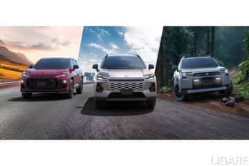 トヨタ、新型RAV4公開　Arene採用しPHEV・HEVラインアップ