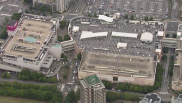 【速報】イオンモールで何者かが催涙スプレー噴射し逃走中　36人体調不良 60代男性が救急搬送　千葉・印西市