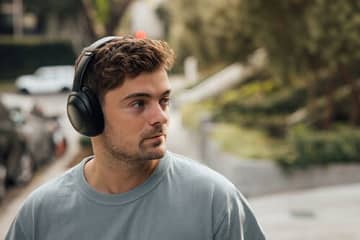 ワイヤレスオーバーイヤーヘッドホンのフラッグシップモデル、「JBL Tour One M3」発売