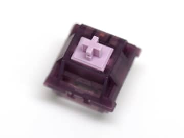 紫色のナイロン製ハウジングを採用したキースイッチ「Athena linear switch」