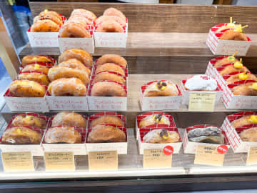 【湘南・辻堂】ふわしゅわ新食感！「パティスリーストラスブール テラスモール湘南店」の目を惹く生どーなつ！