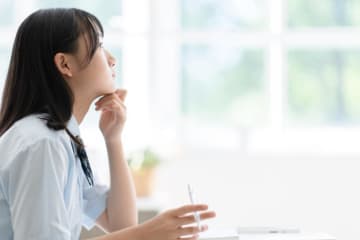 愛の告白はホッカイロで⁉あこがれの先輩へ投げられたあんまりなラブレター【みんなの初恋体験記#2】