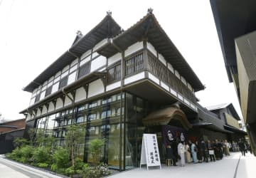 宮川町新歌舞練場お披露目　公演は11月から、京都