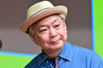 鈴木おさむ氏、騒動渦中の田中圭主演舞台を観劇　「このタイミングで凄い役」も…「彼の言葉を信じてます」