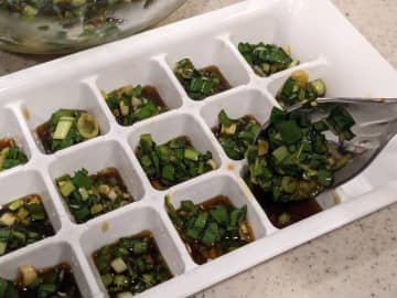 【冷凍貯金】冷凍のプロが秘密にしたい！冷凍庫にストックしておきたい「薬味氷」