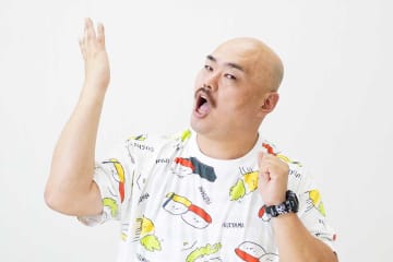 クロちゃん、母からの仕送りは総額で「6000万円」　共演者は絶句「妹からもお小遣いもらってました」