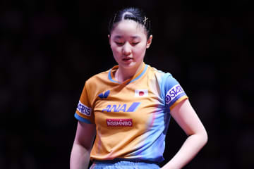 張本美和 世界2位・中国の王曼昱にストレートで完敗 シングルスはメダルならず【世界卓球】