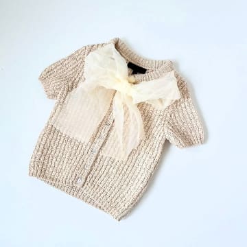どこで買ったの？ →【ZARA】なんです！ リボンに釘付け♡「主役級トップス」