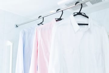 20万円以上かかる場合も？！ 「浴室乾燥機の交換」にかかる「費用」はどれくらい？ 「交換頻度の目安」についても解説。