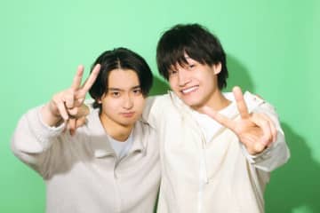 奥平大兼＆佐野晶哉、高校生に戻れたら「恋をしたい」　学生時代への憧れに意気投合