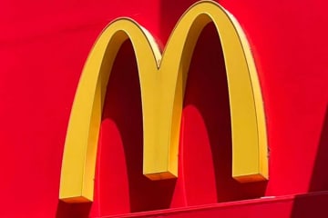 マクドナルド、ハッピーセット「ちいかわ」早期販売終了を謝罪　予定していた第3弾「ございません」