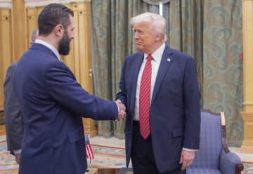 米、対シリア制裁の緩和発表　暫定政府を支援、民間投資促す