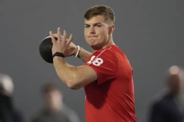 「粘り強い選手」を目指すスティーラーズQBハワード、QBロジャースから学ぶことにも前向き