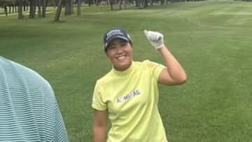 「ホッコリshot」「最高です！」 畑岡奈紗、上原浩治とラウンドし笑顔