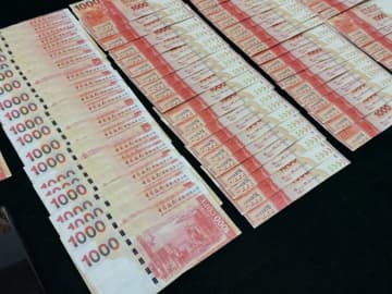 マカオ、違法両替通じてカジノ客へ偽造紙幣つかませる…中国人の男3人逮捕