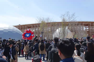 万博で起きた転売に「何でこれ称賛しないの」　元大阪府知事がまさかの見解「ダメだって言うから世界で通用しない」