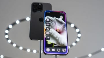 トランプ氏、アップルへの２５％関税を示唆　サムスンなどにも適用か