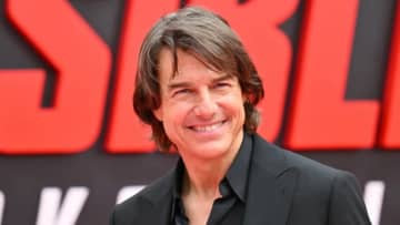 トム・クルーズ、ポップコーンの食べ方を指摘され爆笑