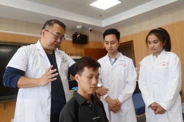 中国の伝統医学を母国へ　広西中医薬大学で学ぶASEAN留学生