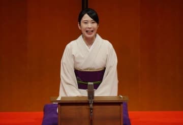 講談師・一龍齋貞鏡「気がついたら5人のママ！ 妊娠判明時は毎回夫婦で涙！」