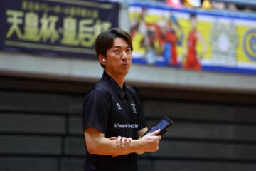 北海道イエロースターズが浜崎勇矢監督と契約更新！ 「北海道の地から、日本の頂点へ」
