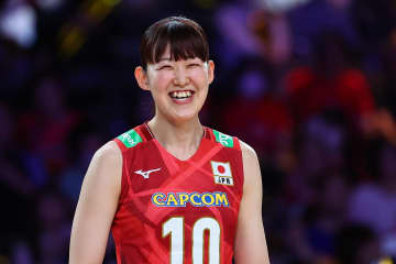「ビックリカップル！」バレー界に突然舞い込んできた吉報。元日本代表OH井上愛里沙の“結婚発表”に祝福の声続々