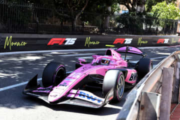 アルピーヌ育成マイニがポール・トゥ・ウイン。接触多発のレース1を制す／FIA F2第5戦
