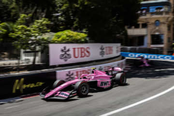 アルピーヌ育成マイニがポール・トゥ・ウイン。接触多発のレース1を制す／FIA F2第5戦