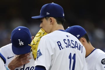 「佐々木朗希の“ブーム”が短期間で終わるかも…」右肩の怪我をLAメディア不安視「新たな症状が表面化している事実は、いい兆候とはいえない」