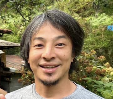 「芸能人の不倫より不味いのに…」ひろゆき、NPO職員のコカイン事件を巡る報道姿勢に疑問「これこそ大問題では？」