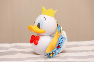 【ディズニーグッズ紹介】あっ“ふた”はそこなんだ！「激かわスナックケース」は入れる時は慎重に♪