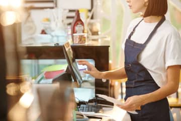 「月に3回だけのパート勤務」でも雇用保険はもらえるのでしょうか？条件があれば教えてください