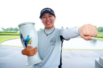 “クマ出没”で異例の決着に選手は何を思う？　プロ初Vのルーキー前田羚菜「びっくり…でもうれしい」