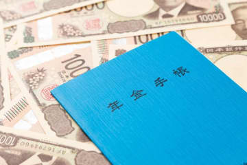 パート年収「108万円」と「140万円」でも、将来の年金差は「約530万円」!? 壁を超えたほうが“得する”って本当？ それぞれの年金額を比較