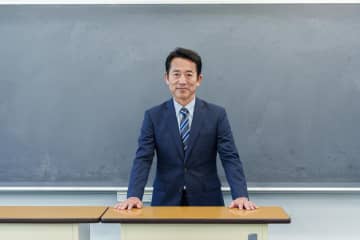 アンニュイな文学青年だった憧れの先生が、25年経ってセクハラおやじに…！【みんなの同窓会体験記#2】