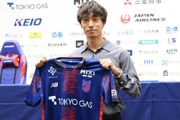 元日本代表DFの古巣復帰決め手「気持ちが伝わった」　欧州から帰還→オフなしも「準備できてる」