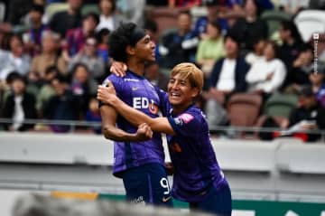 広島が5連勝！　荒木隼人、ジャーメイン良、トドメは川辺駿…後半3発でFC東京に快勝