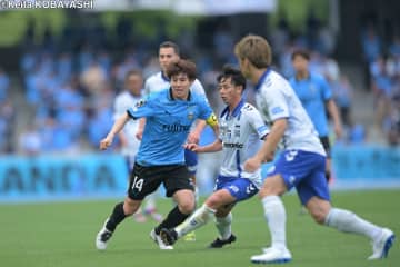 宇佐美貴史が2点に絡みG大阪は一時逆転も…川崎Fが伊藤達哉弾で追いつき痛み分け